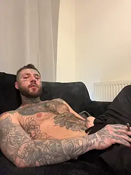 magicmichaell online show from March 31, 4:20 pm