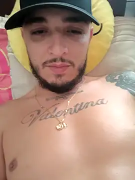 mohamedkarimm online show from December 1, 2:53 pm