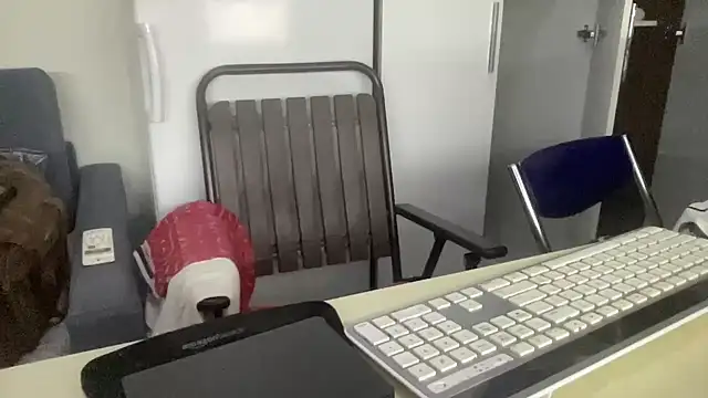 coach-karl online show from March 4, 10:05 pm