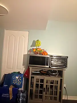 piggylatino online show from June 1, 4:13 am