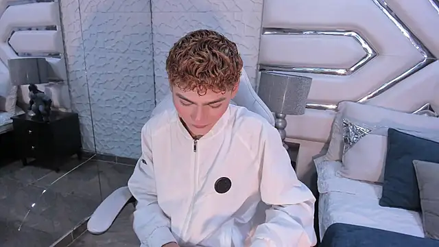 JacobRusso online show from January 18, 1:07 am