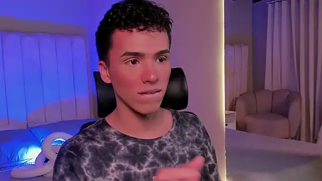 Seab trooy online show from February 8, 10:47 pm