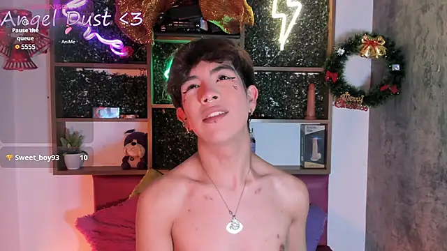 Angeldust19 online show from December 20, 5:58 am