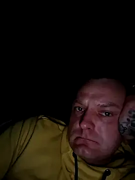 PiotrStasiorowski40 online show from December 1, 8:56 pm