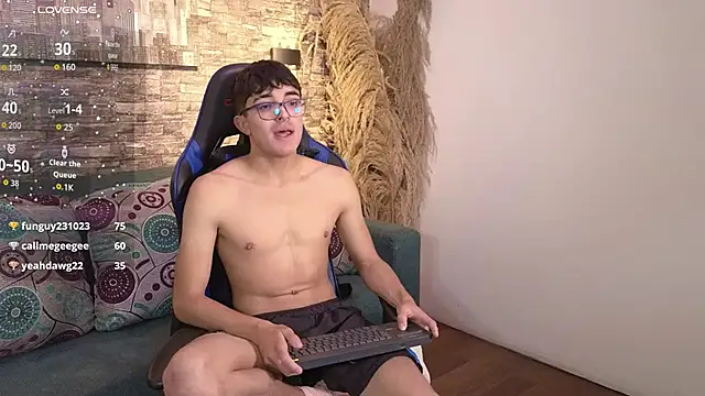 sayronvg online show from November 15, 4:53 pm