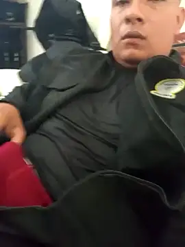 Jeison0323 online show from March 31, 7:48 pm