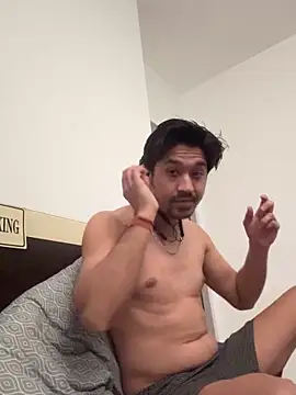 Jhonneeey online show from December 17, 1:35 am