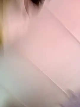 Bjklljy online show from April 4, 3:31 pm