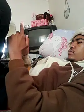 Eezxxx online show from March 5, 9:38 am