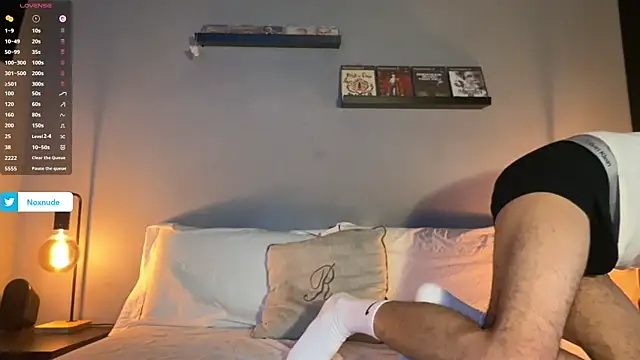 noxnude online show from March 15, 10:27 pm