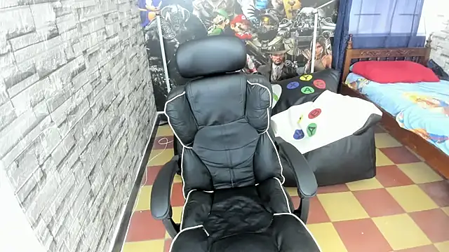 jay orange online show from December 16, 9:00 pm