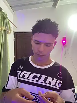 secret justin7 online show from December 17, 3:03 am