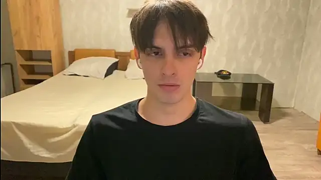 joshnovaq online show from May 15, 7:44 pm