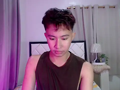 asiantwink0000 online show from February 20, 12:07 pm