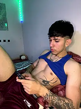 wil hot online show from January 12, 4:11 pm