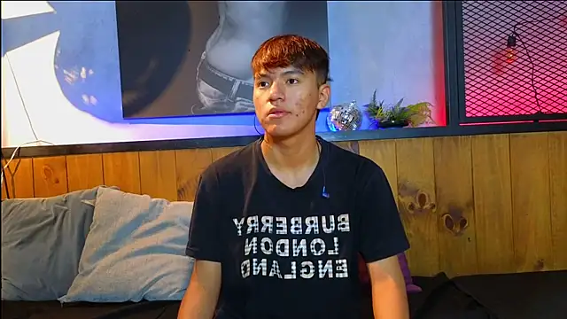 isaac grimm online show from March 14, 3:02 am