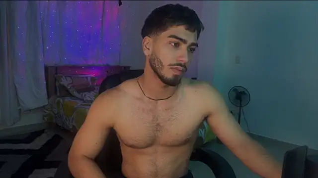 Franco banderas online show from March 31, 2:41 pm