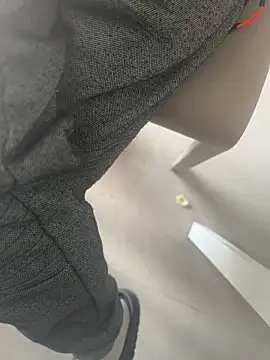 andresbale online show from December 15, 12:02 pm