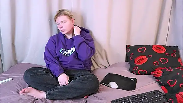 Brian Mils online show from February 25, 2:29 pm