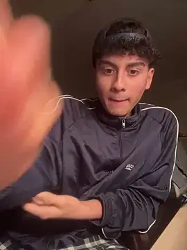 hungspanishtwink online show from January 5, 7:39 pm