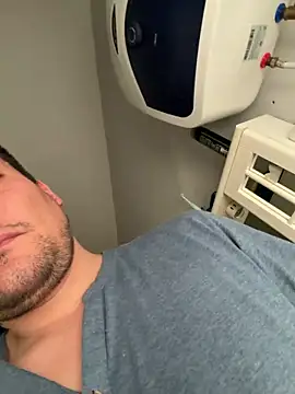 CharlyAlfa22 online show from March 10, 3:51 pm