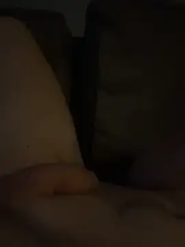 lewis24668 online show from December 21, 1:24 am