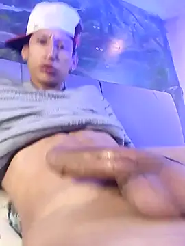 Disey888 online show from April 17, 11:02 am