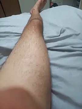 Reeiee online show from March 3, 8:16 pm