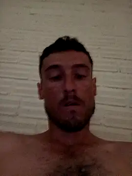 Reeiee online show from December 22, 7:44 pm