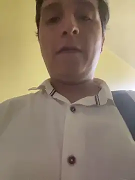 cincoporseisesmimedida online show from April 19, 12:10 am