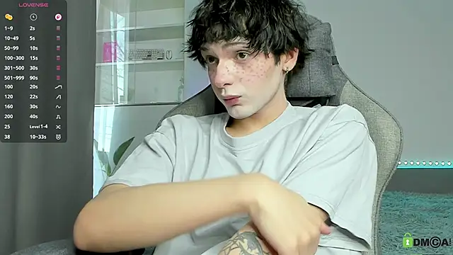 colestorm  online show from April 1, 2:03 pm