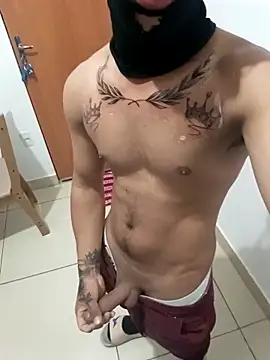 Alexanderreal23 online show from February 9, 7:35 am