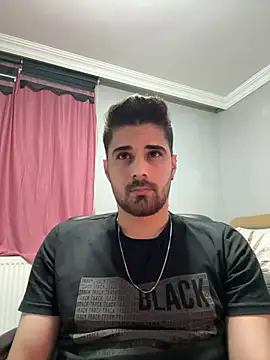 berke3424 online show from April 23, 10:45 pm