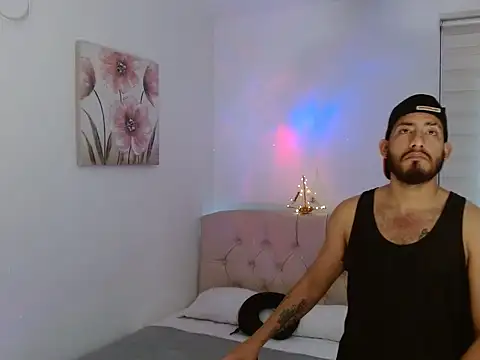 BOYSXL24 online show from January 12, 12:20 pm