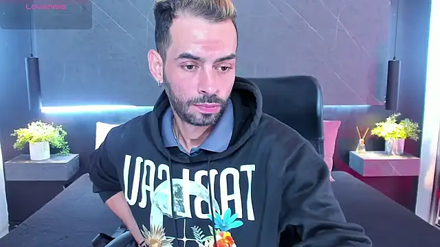 arcangel harris online show from April 1, 7:11 pm