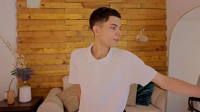 prettyboyy 13 online show from January 14, 8:34 pm