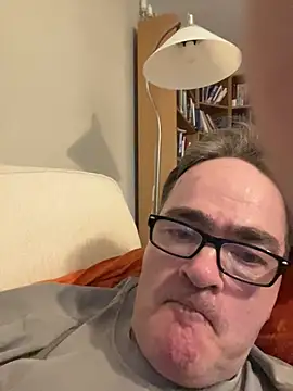 cmrakad63 online show from March 24, 7:46 am