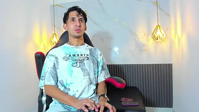 SalvatoreMontes online show from December 16, 9:22 pm