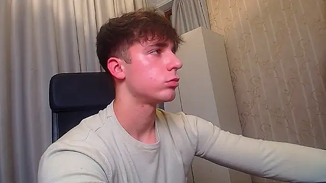 KellenWest online show from February 8, 11:38 am