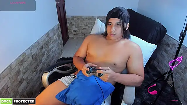 latinboyfit online show from February 3, 2:53 am