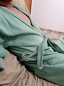 HotJXS online show from December 17, 1:24 am