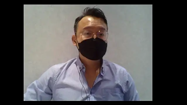 littlegoddyboy online show from March 3, 9:17 am