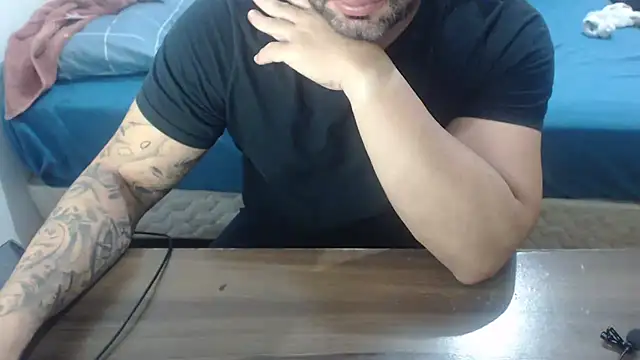 drlluis online show from February 15, 2:29 am