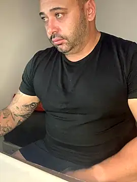 drlluis online show from December 20, 5:53 pm