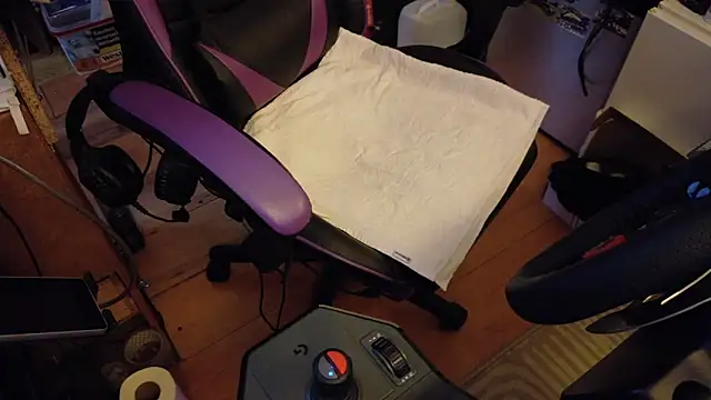 Gay-Versaut online show from April 22, 10:03 pm