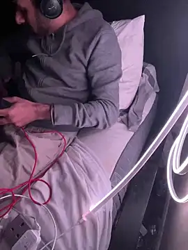 PAMI777 online show from February 18, 1:15 am