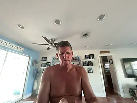 lvnlarge online show from April 4, 1:19 pm