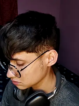 Axell-1997 online show from December 19, 2:19 am