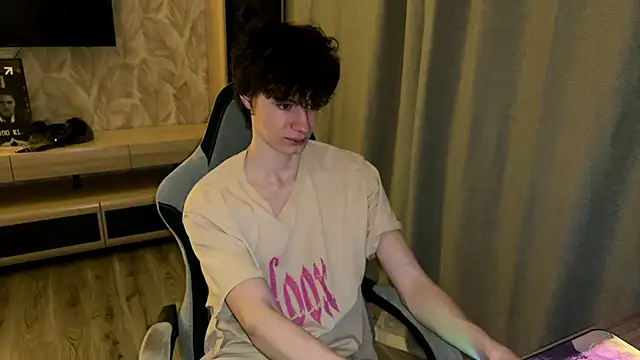 Eddy Blare online show from January 13, 6:23 pm