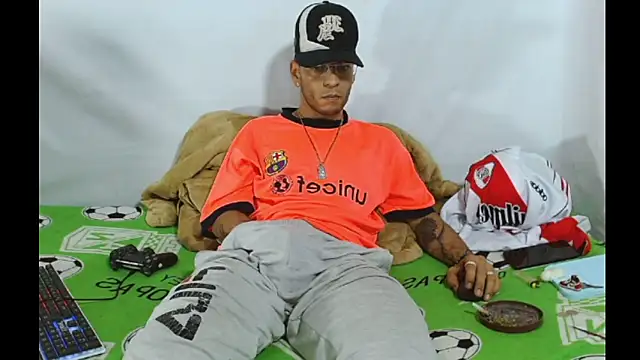 Alphamaster 92 online show from March 26, 2:37 am